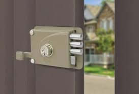 🔑Conoce los mejores tipos de cerraduras para puertas metálicas