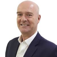 40+ "Dani Molin" profiles