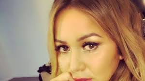 Pagina dedicada con muchisimo cariño y respeto a karina jesica tejeda.no estuve desde el. Karina La Princesita Incendio Las Redes Sociales Con Una Foto De Espaldas Diario La Provincia Sj