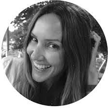 Alison Carmichael's Instagram, Twitter & Facebook