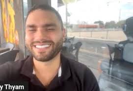 A young Cuban has been in Mexico for 7 years and already has his own music  group, a barbershop, and a pizzeria.