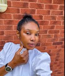 Do you know how beautiful you truly are? You have so much to offer and so  much to give. This is a reminder for you to see who and what you