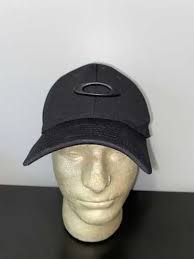 Oakley trucker cap