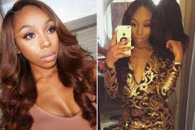 This blogger is livestreaming her boob job for strangers