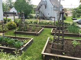 Discover the full range of services curbz offers throughout toronto and the surrounding area. Front Yard Vegetable Garden Ideas Grow A Mix Of Food And Flowers