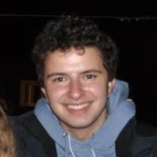 Arielle Pearson's Instagram, Twitter & Facebook