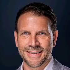 Lieber Endrit Çela, Ich möchte dir hiermit ein Riesen Dankeschön…