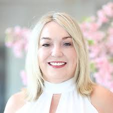 Hailey Bradshaw's Instagram, Twitter & Facebook