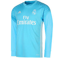 Get ready for game day with officially licensed real madrid jerseys, uniforms and more for sale for men, women and youth at the ultimate sports store. Acquisti Online 2 Sconti Su Qualsiasi Caso Real Madrid Blue Jersey Long Sleeve