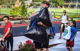 A Good Sadness 1st Year Gonzaga Students Move In The Spokesman Review