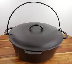 A Ready To Use Ready To Impress Piece 100 Pure Clean Iron Difficult To Find Unmarked Dut Vintage Cast Iron Cookware Cast Iron Cleaning Seasoning Cast Iron