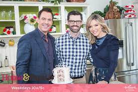 Home Family On Twitter Tues John Kanell Steps Into Kitchen To Make A Sweet Raspberry Valentine S Day Cake Don T Miss Him At 10a 9c On Hallmarkchannel Https T Co Mvzfmnfzr2 Twitter