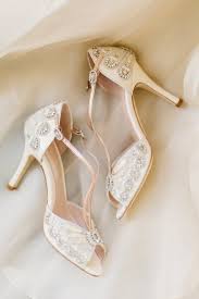 Your Own Cinderellamoment Our Fav Styles And Designers For Super Comfy Custom Indian Bridal Shoes Wedding Shoes Bridal Shoes Bridal Accessories