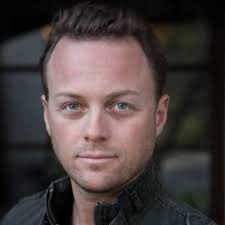 Love this levitating portal concept 🌀🕴🎥 : Kyle Nutt