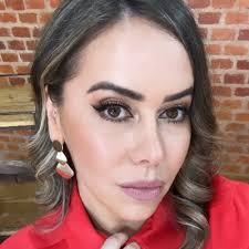 Felicita Pérez (@_felifeli)