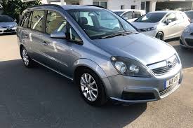 7 kişilik araba modelleri arasından tercihinizi yapmak ve tavsiye edilen 7 koltuklu araç modellerini incelemek için otoshops'u ziyaret edin! 2006 Model Opel Zafira Otomatik Dizel 7 Kisilik Comertturk Otomotiv De Kktc Satilik