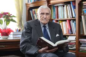 Witold kieżun died today at the age of 99. Witold Kiezun Alchetron The Free Social Encyclopedia