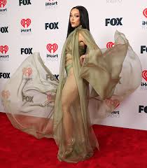 Find tickets and meet & greet vip packages for an upcoming doja cat concert near you. Doja Cat Looks Incredibly Sexy In Sheer Gown At Iheartradio Music Awards Pics Nintox