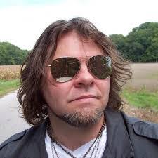 Brian Elmore's Instagram, Twitter & Facebook