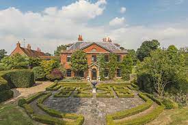 House for sale ចំការដូង chamkardong. This 12 Bedroom Country House For Sale In Berkshire Was Built By Queen Elizabeth I S Usher
