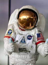 We're proudly canadian owned and operated, so if you're looking for great local service, you've come to the right costume store. How To Make An Astronaut Costume For A Child Step By Step Guide With Photos