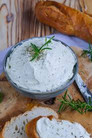 Krauterfrischkase A La Bresso Brotaufstrich Rezept Lebensmittel Essen Essen Und Trinken