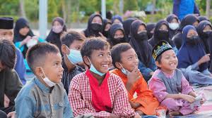 Lebaran Anak Yatim: Tradisi Mulia yang Harus Dilestarikan - BAZNAS