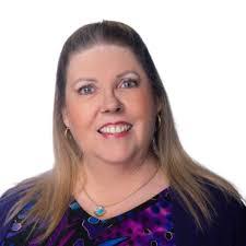 Laura Acker's Instagram, Twitter & Facebook