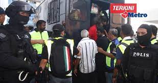 Kalai arasu ретвитнул(а) bakkiyaraj kannan. Datuk Didakwa Ahli Geng 360 Devan Metrotv Harian Metro