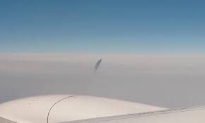 I used to watch many of the usa shows: Passenger Spots Ufo From Plane Window
