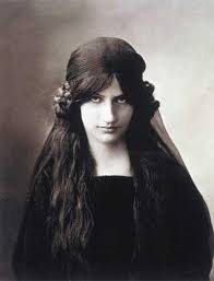 When I Know Your Soul I Ll Paint Your Eyes When I Know Your Soul I Will Paint Your Eyes Amedeo Modigliani Jeanne Hebuterne 6 April 1898 25 January 1920 M Amedeo Modigliani Modigliani Portrait