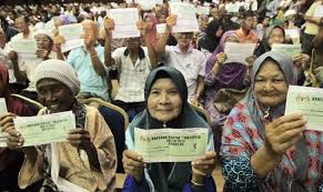 Cara yang paling berkesan bagi membuat aduan berkaitan masalah duit br1m 2017 belum dapat lagi pada tarikh yang sepatutnya diterima adalah dengan mengunjungi cawangan lembaga hasil dalam negeri (lhdnm) berdekatan dan. Bayaran Br1m 2017 Secara Baucar Mulai Esok