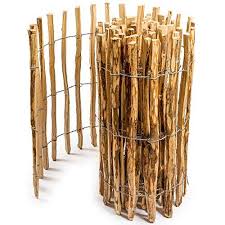 10 Idees De Clotures Fleuries Esprit Laita En 2020 Idees De Cloture Jardins En Bois Cloture Jardin