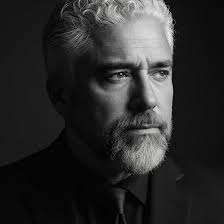 Can the ocean's ink and the sky's parchment contain God's love?