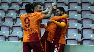 Pes social is a social network for game patch makers, where anyone can join to share their patches and make money. Pes Etmeyen Galatasaray In Kaderini Belirleyecek Iki Mac Sozcu Gazetesi