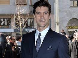 Il selfie tra i due ha impazzato sul web e tra i fan dei due chi è giorgio de stefano? Roberto Bolle Fidanzato Eta Altezza Peso Famiglia Del Ballerino