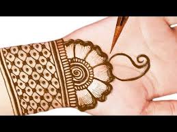Motif henna simple merupakan jenis motif henna yang tidak terlalu rumit dalam pembuatannya. New Easy Mehndi Beautiful Mehndi Designs For Hands 2019 Henna Art Youtube Mehndi Designs For Hands Right Hand Mehndi Design Mehndi Simple