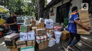 Apr 03, 2020 · kode negara indonesia untuk pengiriman barang,cara tulis alamat kirim internasional,penulisan alamat untuk pengiriman paket dari luar negri ke indo,contoh alamat pengiriman barang ke luar negeri,contoh buat surat ke luar negeri,contoh menulis alamat dari jakarta,contoh menulis alamat kirim barang,darimana orang bule tahu alamat untuk mengirim. Pesan Menohok Seorang Wanita Saat Kirim Paket Jangan Sampai Hancur Seperti Rumah Tangga Saya Citizen6 Liputan6 Com