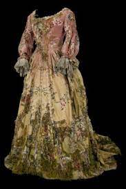 Le Figaro Theatre Les Pieces A L Affiche Robe Victorienne Idees De Mode Histoire De La Mode