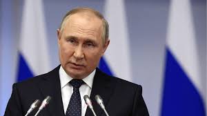 Ukraine from April 12 to April 28: Putin warns West of 'lightning-fast'  retaliation