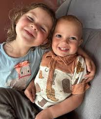 Fran Kramer's Instagram, Twitter & Facebook