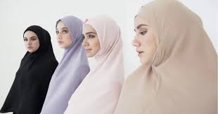 Browse 47 women tudung stock photos and images available, or start a new search to explore more stock photos and images. Naelofar Hijab Style Tips For Beginner Tudung Wearers