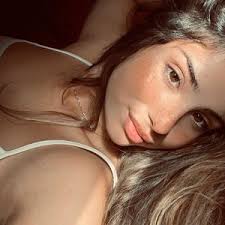 lydia Ramón 🌺 (@lydia_ramon18)