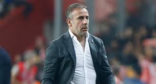 Trabzonspor teknik yöneticisi abdullah avcı, beşiktaş'tan ayrılması sonrasında çıkan tazminat haberleri ile ilgili, bu işler hukukî işler. Abdullah Avci Dan Iki Degisiklik Trt Spor Turkiye Nin Guncel Spor Haber Kaynagi