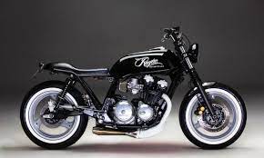 Hot Rodded Honda Rogue Cb900 Bol D Or Cafe Racer Honda Custom Bikes