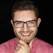 Jesse Weed's Instagram, Twitter & Facebook