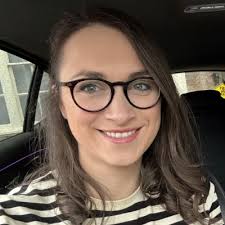 Yesterday was a lovely, although slightly bittersweet, celebration of my  business partner of 27 years, Alasdair Scobbie's retirement, with the Media  Contact Services (MCS) team, Colette Slack, Shona…