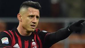 El atacante nacido en italia cantó con todo el himno y dejó claro que dará un importante apoyo. Gianluca Lapadula Lo Ultimo Sobre La Convocatoria Del Tano A Peru Seleccion Peruana Peru Vs Argentina Chile Vs Peru Eliminatorias Qatar 2022 Convocados Peru Lista De Ricardo Gareca Futbol Peruano El Bocon