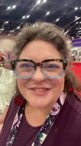 Sheila Ryan (@sheila_ryan)