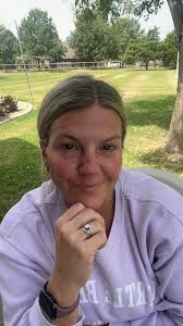 Good morning HeARTies, I hope you are all having a fantastic long weekend!  Today I'm reminding you to...... FILL YOUR OWN CUP FIRST! To fill your cup  means that you need to